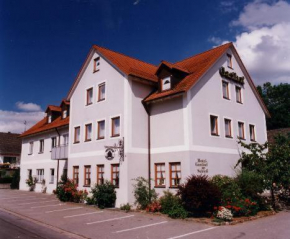 Гостиница Hotel Gasthof am Schloß  Пильзах